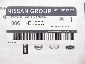 Genuine OEM Nissan 80611-EL00C Driver Front Door Handle Bracket 2007-2012 Versa - Picture 1 of 5