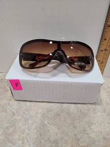 Womens Sunglasses 1 pair F - Picture 1 of 10