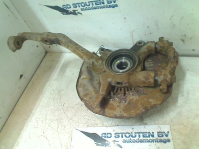 FUSEE AVANT DROITE Toyota Hilux IV Pick-up 2.5 D4-D 16V 4x4 (2KD-FTV) 2009 - Photo 1/2