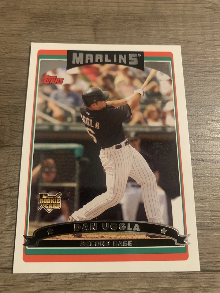 2006 Topps #631 Dan Uggla RC - Image 1 of 1