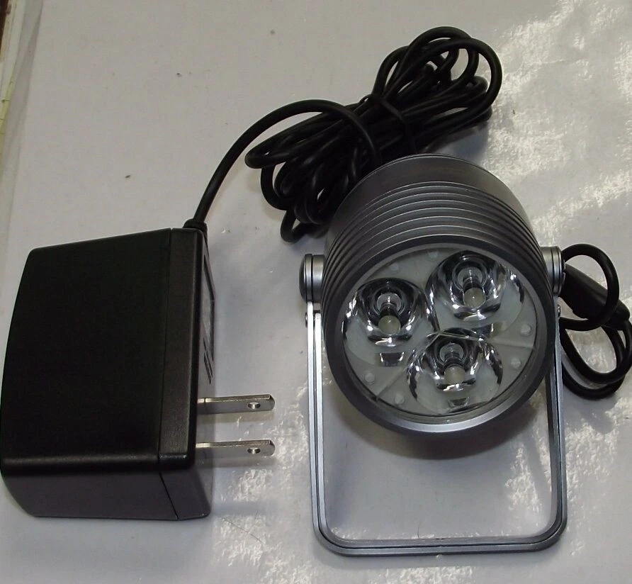 Coast LED-Lenser 7953 Dot Spot Triplex Floodlight 3x Blanco LED Power Chip 3" Dia Foto 1 de 1