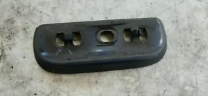 (1) 01-07 Dodge Caravan Left or Right Center Roof Rack Mounting Bracket - Picture 1 of 5