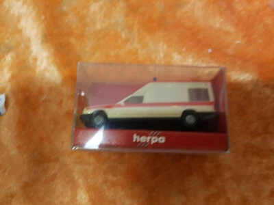 Herpa 1/87: Binz Krankenwagen hellelfenbein/rot OVP [2] - Bild 1 von 2