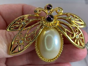 Bee Rhinestones Large Pearl Body AVON Vintage Gold Brooch Pin M-0290* - Picture 1 of 4
