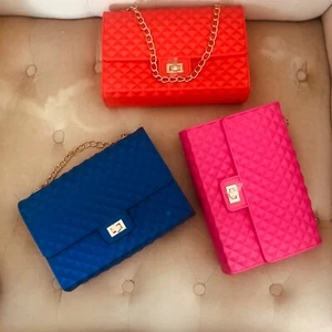 Clutch Handbag Red/Pink/Blue Turnlock Closure Shoulder Chain. Fast Despatch - Picture 1 of 3