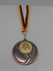 Karate Pokal Kids Medaillen mit Band&Emblem Turnier Pokale Taekwondo (e105)