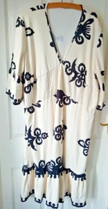 CREAM AND BLACK DRESS Size 18 /20 - Picture 1 of 10