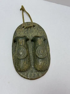 Jarrón vintage de gres boho hecho a mano colgante bolsillo soporte fósforo firmado - Imagen 1 de 10