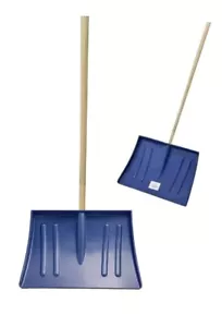 SNOW SHOVEL PUSHER SCOOPER MUCKING OUT GARDEN DRIVEWAY CLEANER LIGHTWEIGHT - Picture 1 of 3