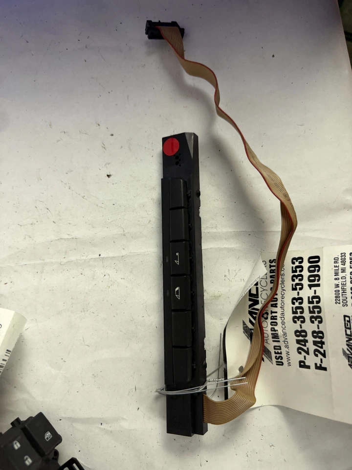 Interruptor de controle de teto superior dobrável conversível BMW 128i 2008 - 2013 9181244 fabricante de equipamento original - Imagem 1 de 4