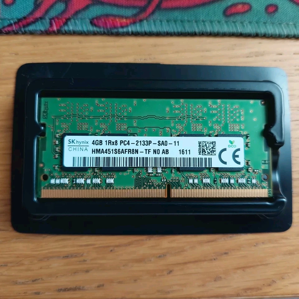 Hynix HMA451S6AFR8N-TF N0 AC 4GB DDR4 2133MHz PC4-2133P Laptop RAM - Image 1 of 1