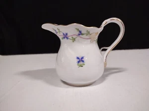 VINTAGE Herend Queen Victoria Miniature Creamer #1643 Flowers Floral - Picture 1 of 3