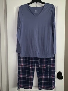 $58 NWT HUE PAJAMA SET LONG SLEEVE SHIRT AND PANTS SIZE XS- SJ1 - Picture 1 of 6