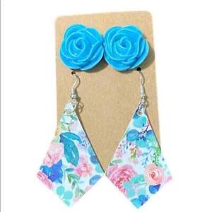 Women's Floral Rose Studs Floral Dangle Earrings Diamond Shape Fashion Set Blue - Picture 1 of 8