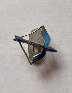 Vintage Esmalte ALITALIA Italia Logo Ojal Solapa Insignia Aerolíneas Aerolíneas SAF - Imagen 1 de 3