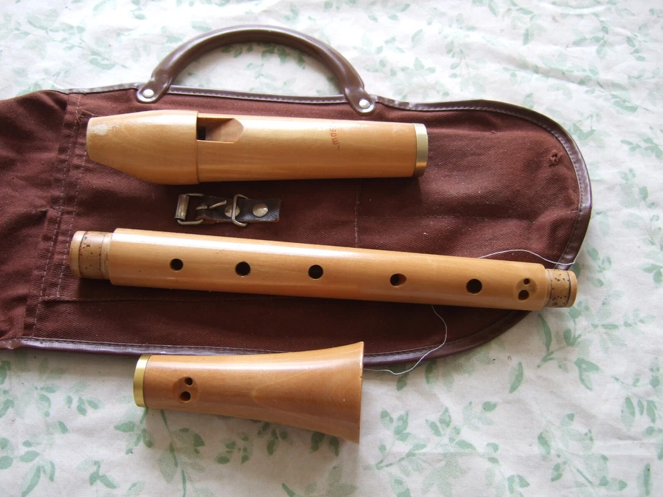 Moeck Tuju 236 Alto / Treble Recorder, Baroque,  Maple,  Visibile Signs of Use - Image 1 of 4