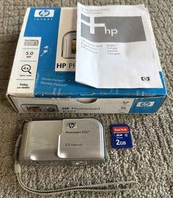 HP Photosmart E327 5.0MP Compact Digital Camera w 2GB SD Card And Box Tested - Image 1 of 4