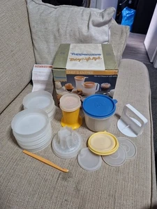 Joblot Of Vintage Tupperware - Picture 1 of 4