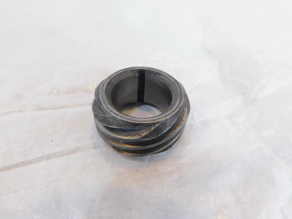 1985-1989 Harley Davidson Electra Glide FXR & Softail Engine Oil Pump Drive Gear - Image 1 of 4