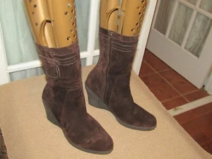 Charles David Women's Size 9.5 M  EU 40 Brown Suede Wedge Boots - Picture 1 of 8