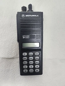 MOTOROLA MTS 2000 MTS2000 H01UCH6PW1BN 800MHz, 806-869 MHz - Picture 1 of 8