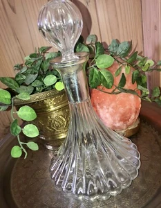 Vintage Italian glass decanter with silver collar - Picture 1 of 3