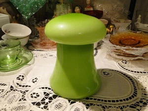 Morgantown Glas Medium Pilzglas, Moosfarbe, neuwertig 6,75" hoch - Bild 1 von 7