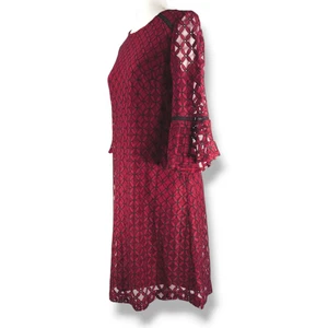 EUC Sandra Darren Lace Overlay Sheath Bell Flare Sleeve Dress Sz. 6 Wine Black - Picture 1 of 10