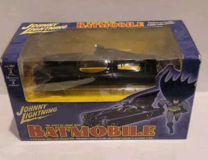 2002 Johnny Lightning DC Comics 1950's BATMOBILE Diecast Model Kit Car 1:24 - Picture 1 of 5