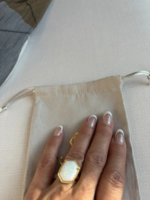  Nuevo anillo Kendra Scott Daphne llamativo en ópalo iridiscente talla 5 Foto 1 de 4