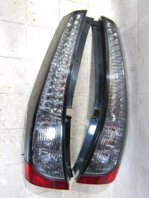 Juego Luces Traseras Mitsubishi Grandis NA4W JDM Foto 1 de 4