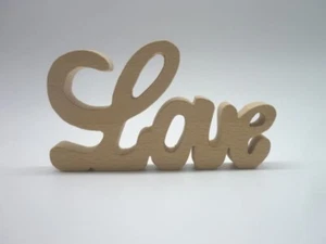 Schriftzug Love Liebe aus Buchenholz Handarbeit Herz gestalten Deko - Bild 1 von 9