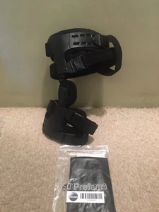 Isopreferred KOA Knee Brace - RIGHT Side - with Knee Suspension Sleeve - Picture 1 of 6