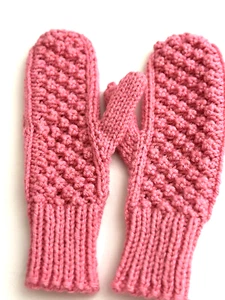 Handgefertigte Damen sperrige Gewicht Brombeer Strick Acryl Fäustlinge ~ rosa ~ Einheitsgröße - Bild 1 von 7