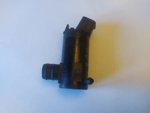 KIA HYUNDAI WINDSCREEN WASHER TANK MOTOR PUMP 98510-1W010 - Picture 1 of 5