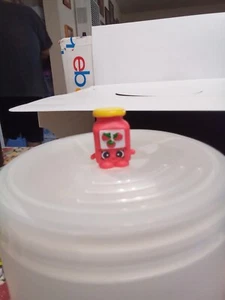 Shopkins Timmy Tomato Paste Red Mini Figure - Picture 1 of 5