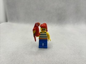Vintage LEGO Pirate Minifigure Red/White Shirt & Red Parrot From # 1481