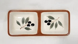 Inspirado Stonelite Clay Divided Oil Dipping Dish with Black Olives - Picture 1 of 4