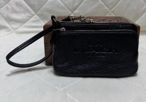 COACH New York Black Pebbled Leather Wristlet Two Pouch Corner Zip 4x6 EUC - Picture 1 of 6