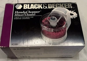 Black & Decker Handlicher Zerkleinerer HC2000 Fleischwolf Druckknopf 1,5 Tassen Hackschüssel - Bild 1 von 2