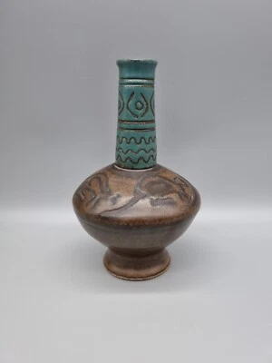 An Australian Studio Pottery Vase, Incised Makers Mark, 1970's. - Image 1 of 4
