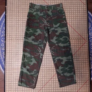Vintage 70s Kmart Woodland Camo Hunting Field Pants 30x28 - Bild 1 von 6