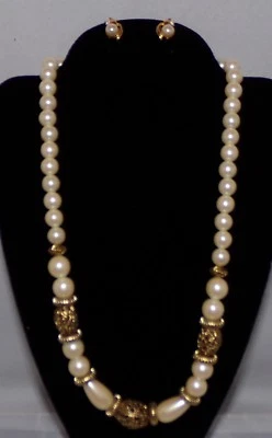 1928 Costume Jewelry Necklace Clip On Earrings 18 1/2" Faux Pearls Gold Tone - Image 1 of 4