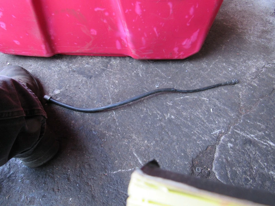 Honda CB900 F 1981 cable de tacómetro Foto 1 de 1