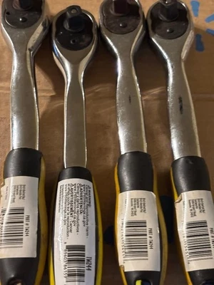 LOTE DE 4 - Llaves de vaso de trinquete (LEER EL ANUNCIO.) Foto 1 de 2