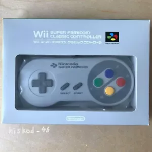 Club Nintendo Wii Super NES Classic Controller Game Platinum Member Benefits New - Picture 1 of 2