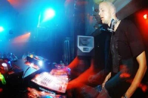 Adam Beyer Live Classic Techno DJ-Sets Compilation (1997 - 1999) - Picture 1 of 10