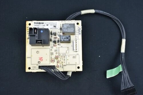 GE Oven Control Board WB27T10569 - Image 1 of 1