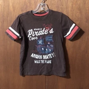 OshKosh B’gosh Brown "Beware of Pirate’s Cove" T-shirt Short Sleeve Size 5T - Picture 1 of 3