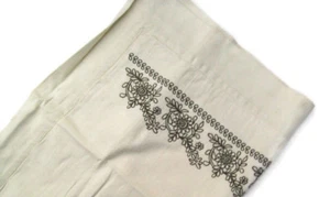 Funda de Almohada Estándar Floral Bordada Jazmín Pottery Barn Falsa Nueva - Imagen 1 de 4